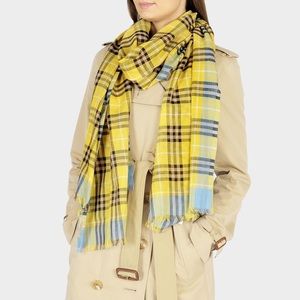 Burberry Gauze Vintage Check scarf
